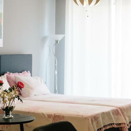 Cosy Downtown Studio - Suite Komotini Exterior photo